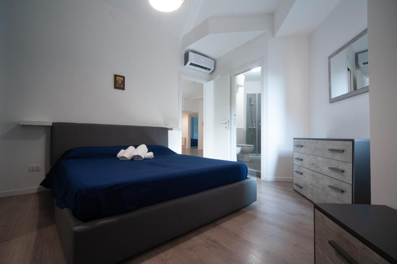 Roma Hub One Villa ภายนอก รูปภาพ