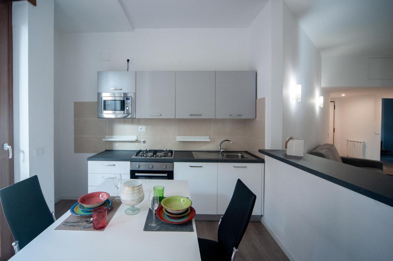 Roma Hub One Villa ภายนอก รูปภาพ